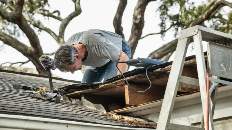 3 Benefits of Hiring a Local Roofing Company in Newnan