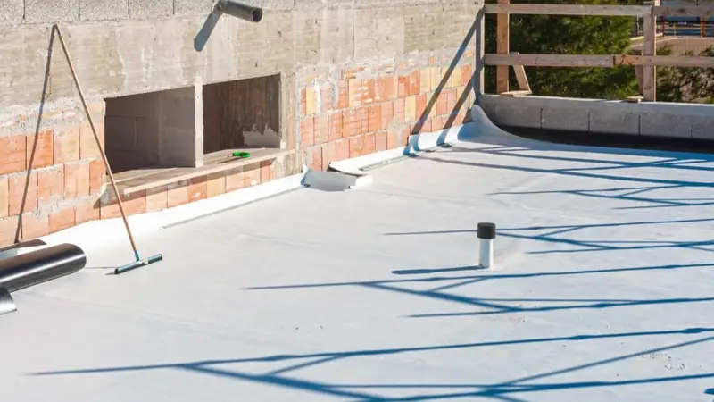 5 Common Causes of Commercial Roof Damage in Newnan