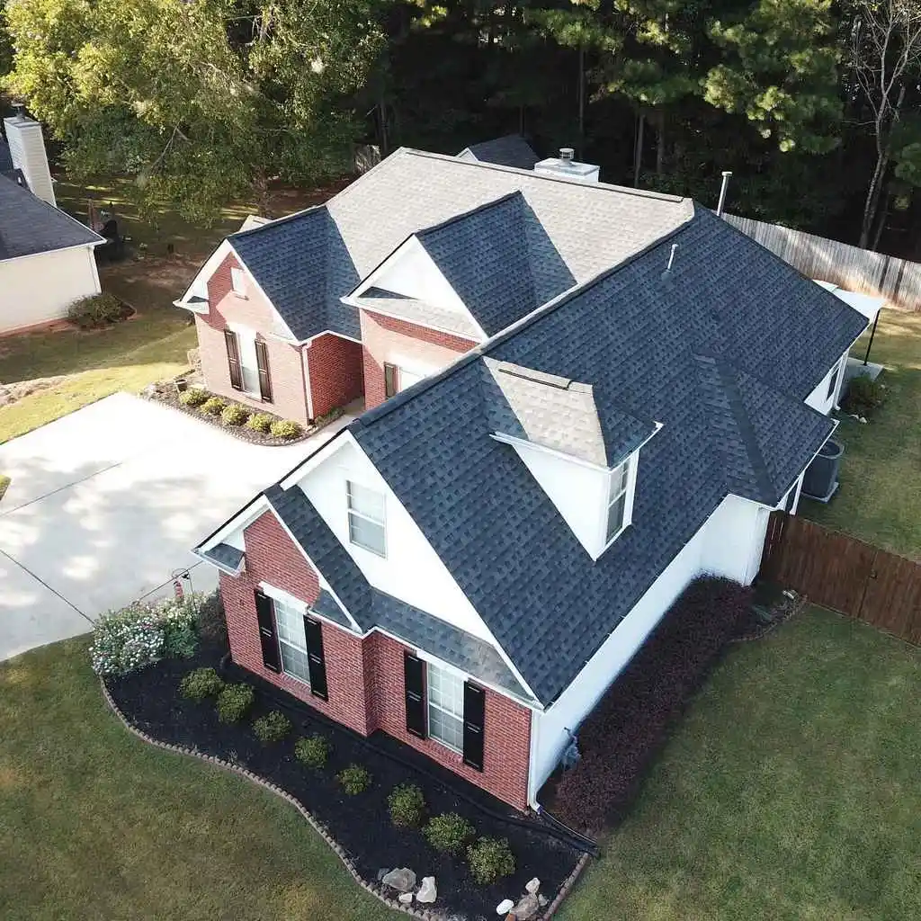 Newnan, GA asphalt shingle roofing experts