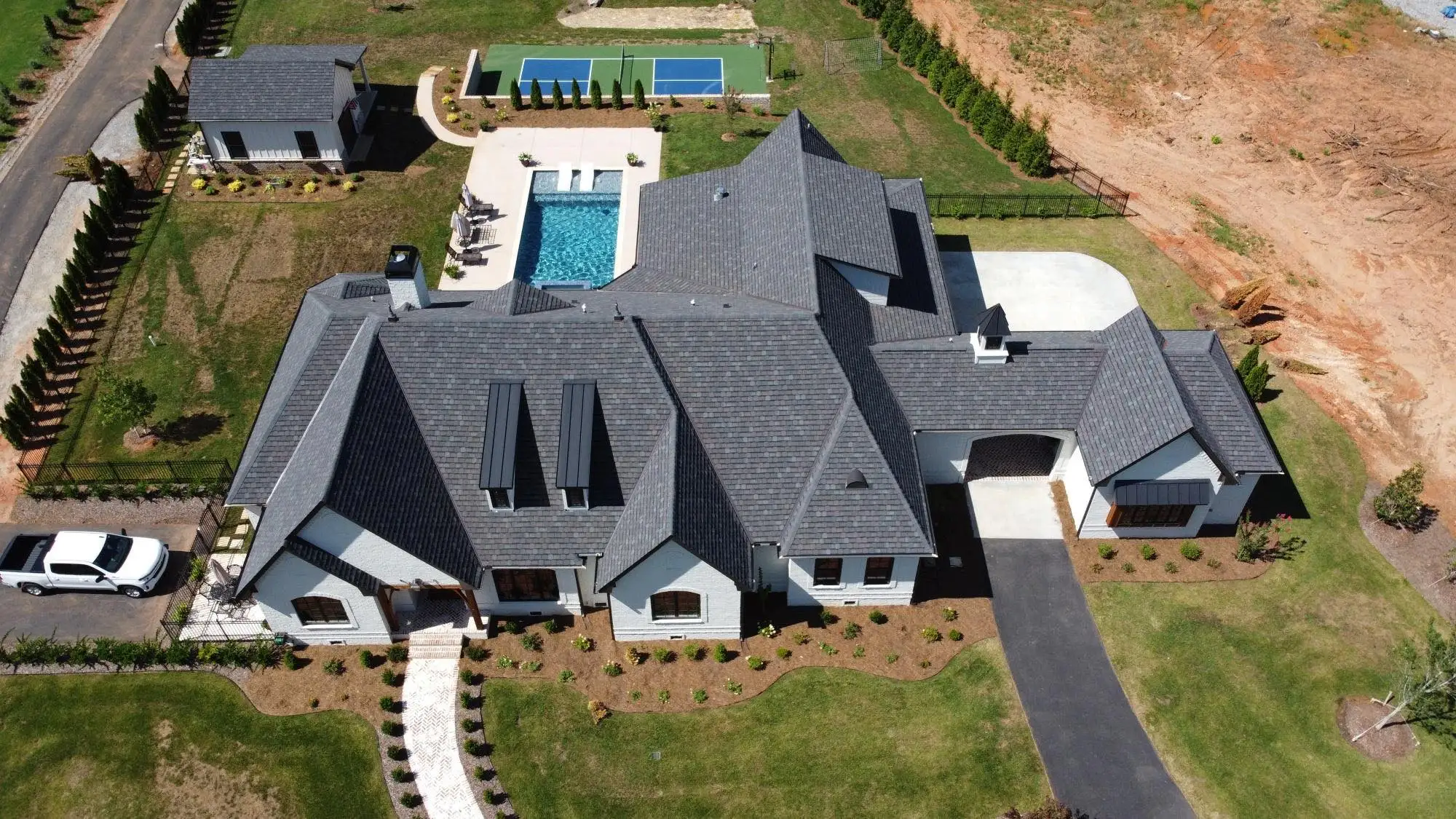 Roofing services in Jonesboro, GA